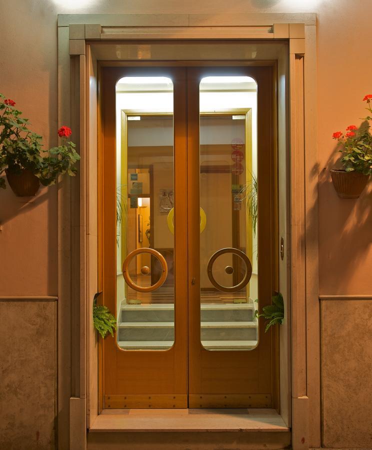 Hotel Ideale Ortona Exterior foto